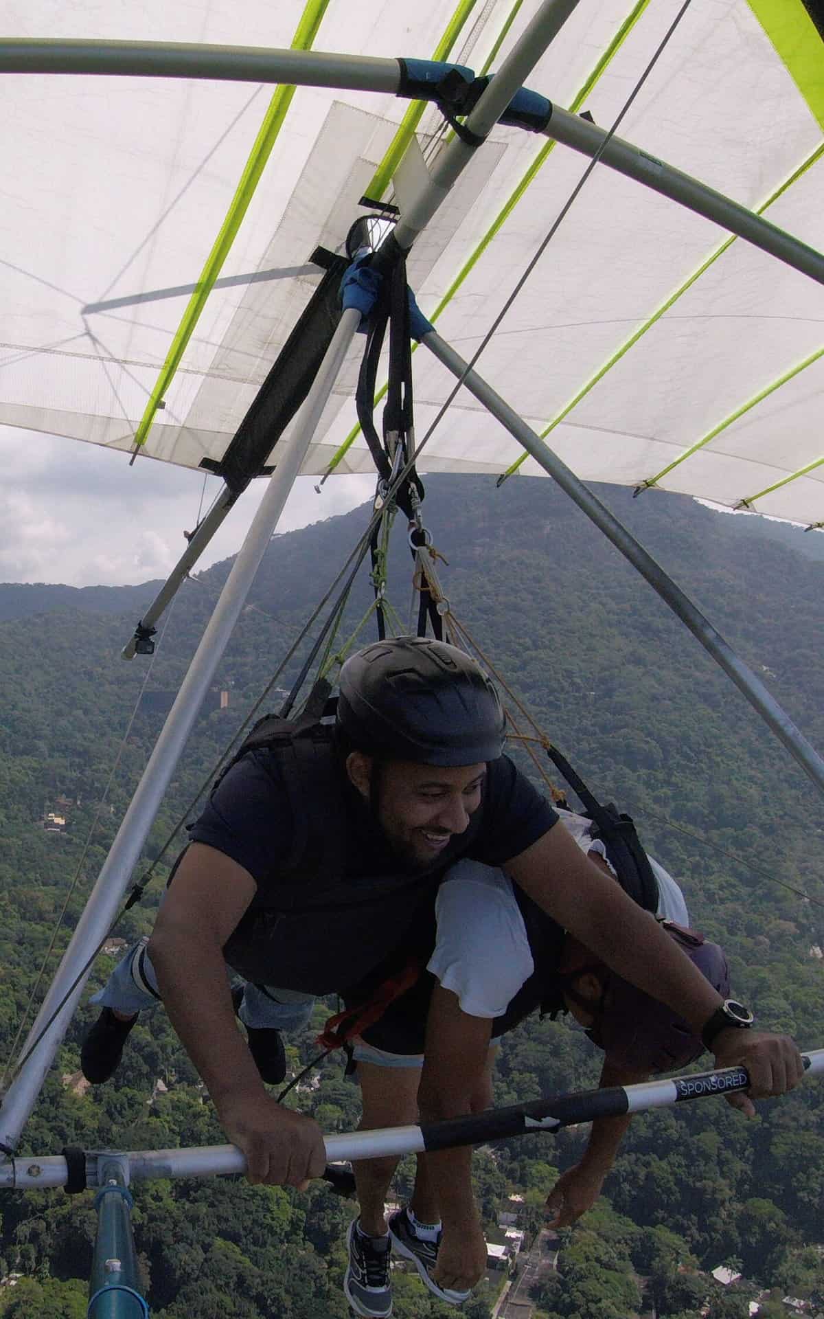 Hang Gliding 